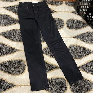 Levi’s black 720 high rise skinny jeans, size 25
